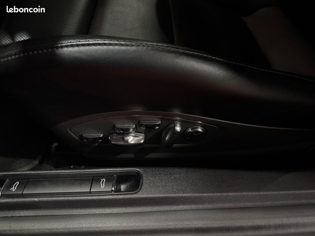 PORSCHE 911 (991.2) CABRIOLET 3.8 TURBO S 580 CH PDK / CAMERA DE RECUL / BURMESTEr (image 23)