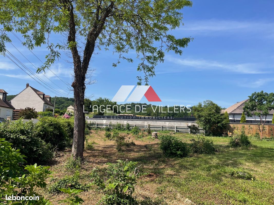 Terrain 550 m² · à Angicourt · 550 m² · 89 000 €
