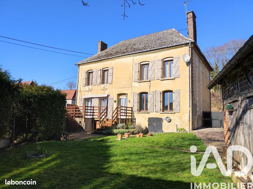 Maison 5 pièces 175 m² · à Fontvannes · 175 m² · 110 000 €