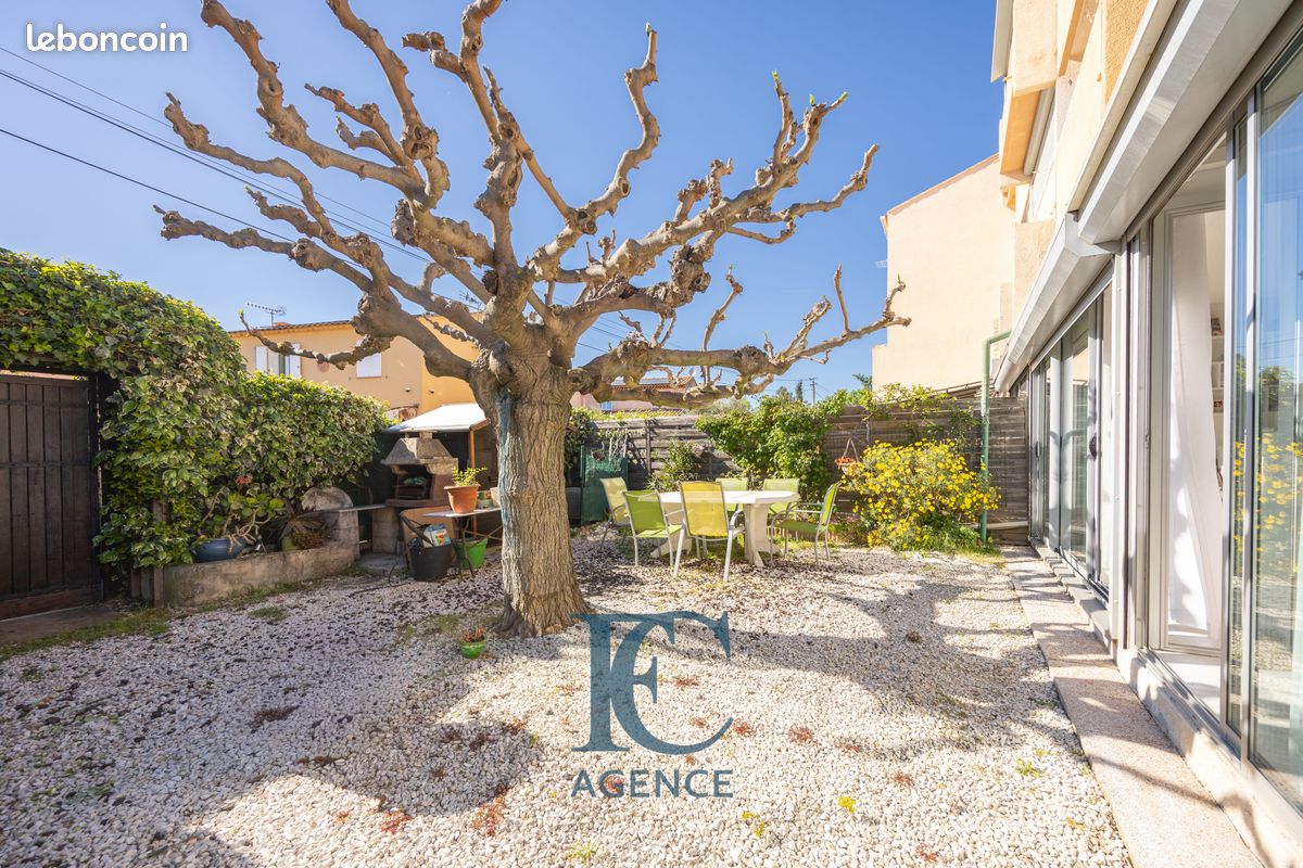 Appartement 2 pièces 44 m² · à Sanary-sur-Mer · 44 m² · 212 000 €