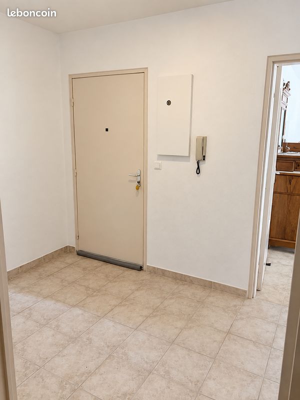 Appartement 4 pièces 94 m² · à Bastia · 94 m² · 980 €/mois