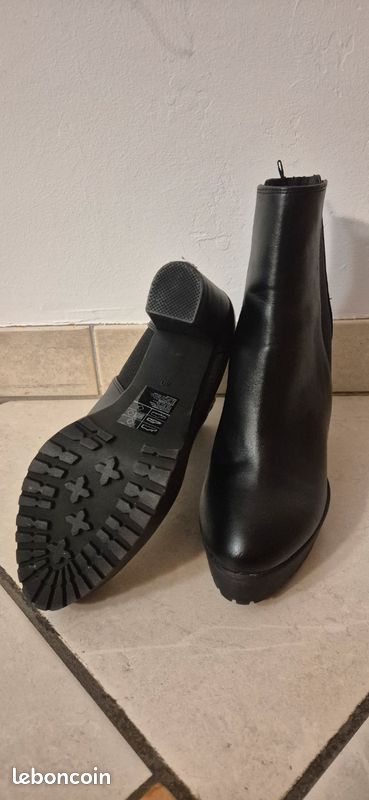A vendre bottines cuir 40 Canton Fribourg