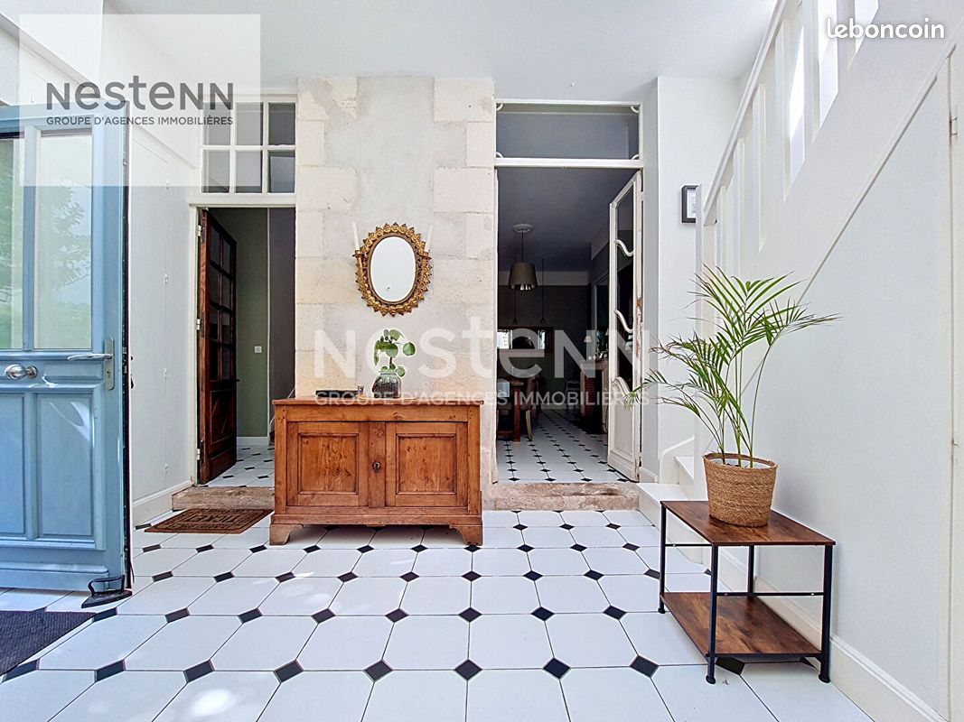 Maison 7 pièces 191 m² · à Orléans · 191 m² · 654 600 €