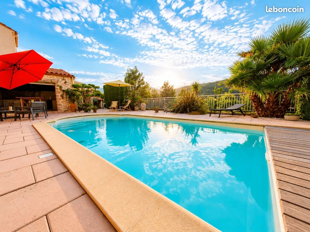 Maison 6 pièces 125 m² · à Reynès · 125 m² · 395 000 €
