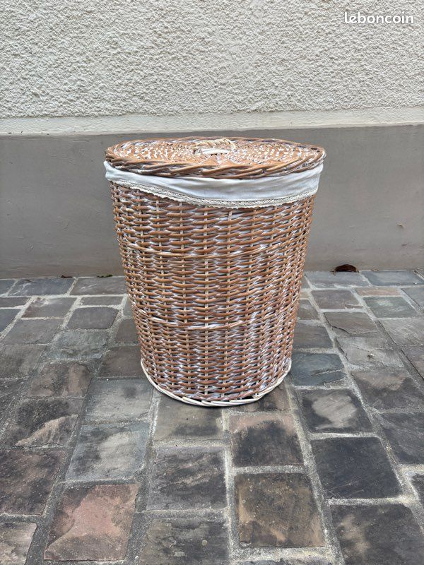 Panière à linge ou autre (image 1)