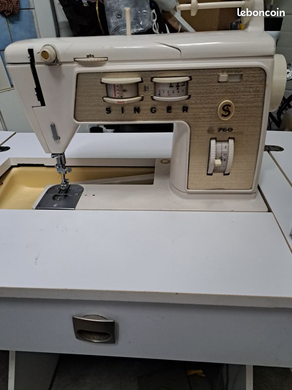 Vends Machine a coudre Singer (image 1)