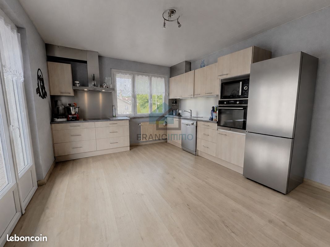 Maison 7 pièces 161 m² · à Maîche · 161 m² · 295 000 €