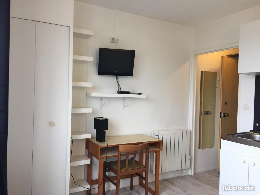 Appartement 1 pièce 13 m² · à Joué-lès-Tours · 13 m² · 400 €/mois