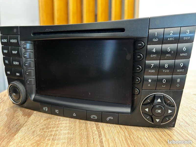 Autoradio Mercedes (image 1)