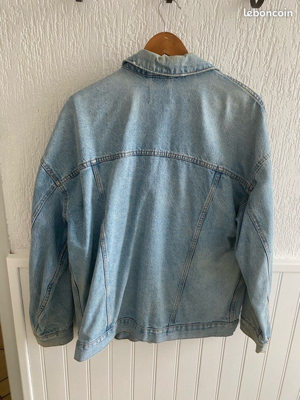 Veste en jean oversize Bershka – denim clair – taille M/L (image 4)