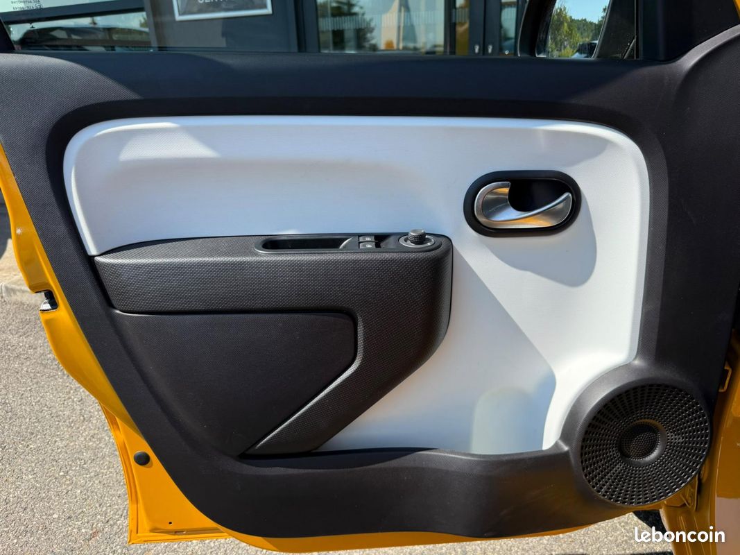 RENAULT TWINGO E-Tech Electrique Achat intégral III BERLINE Zen PHASE 2 (image 31)