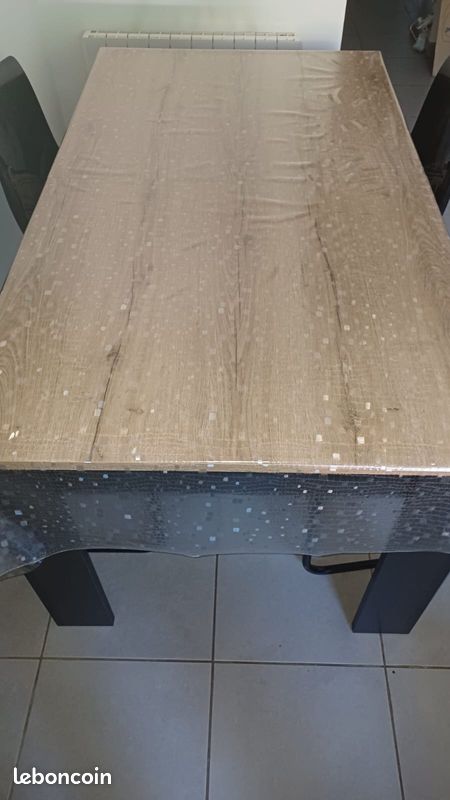 Table + 4 chaises (image 2)
