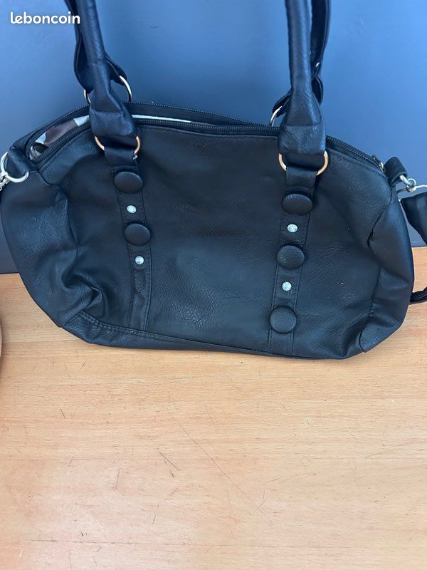Sac bandoulière noir (image 1)