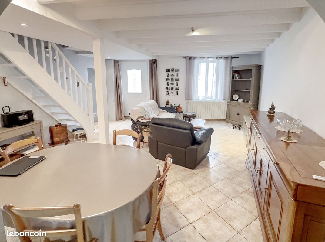 Maison 5 pièces 102 m² · à Saïx · 102 m² · 149 000 €