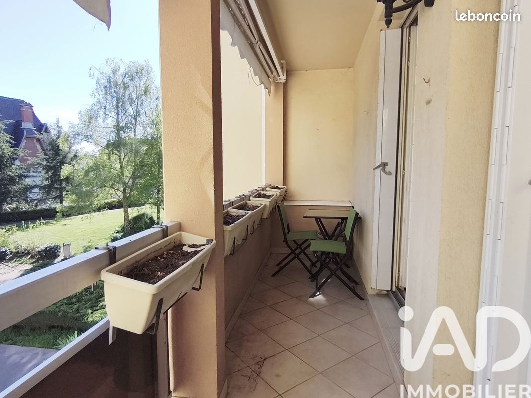 Appartement 5 pièces 100 m² · à Saint-Priest-en-Jarez · 100 m² · 159 500 €