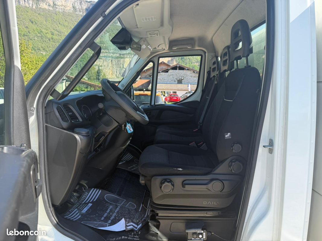 Iveco Daily Benne année 2023 1ère main TVA RECUP 23333 H.T (image 9)