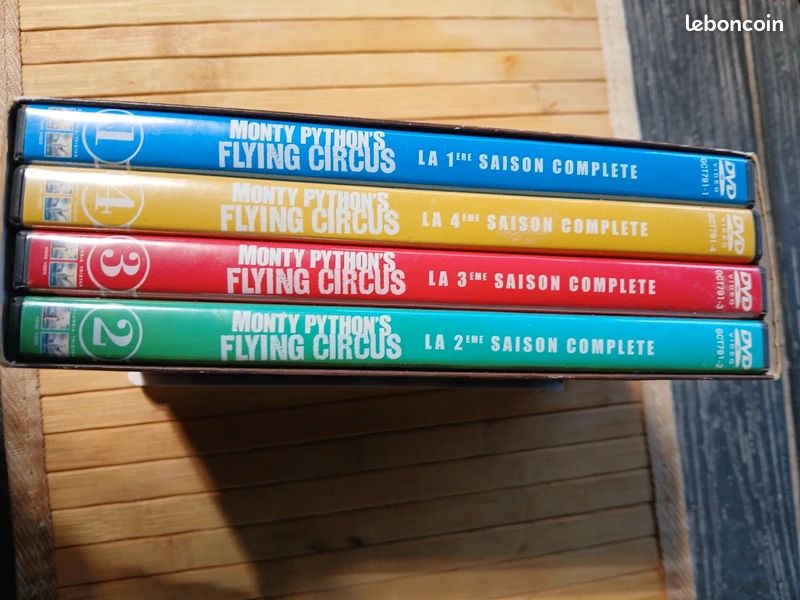 Monty Python's flying circus 4 saisons complètes (image 2)