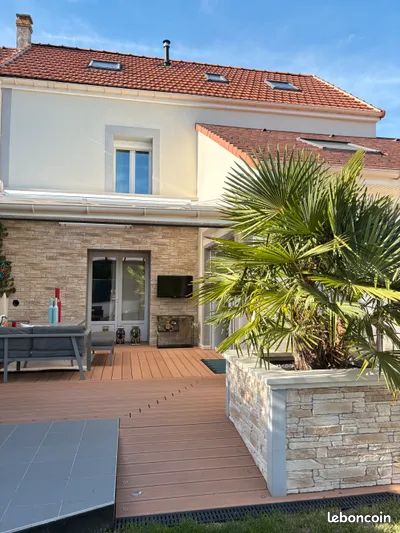 Maison 6 pièces 120 m² · à Claye-Souilly · 120 m² · 359 000 €