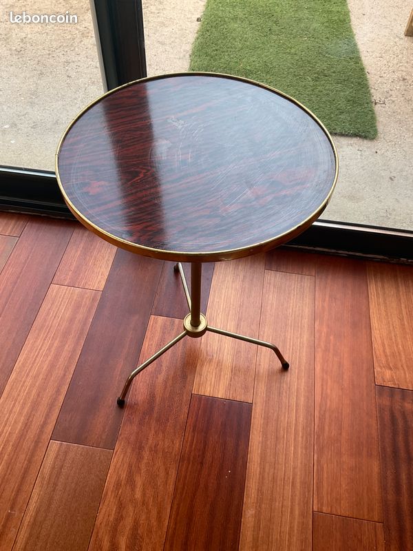 Guéridon / table d’appoint années 70 Formica (image 1)