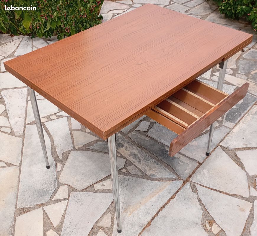 Table formica marron (image 1)