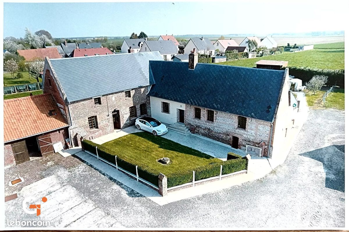 Maison 6 pièces 170 m² · à Saint-Pierre-en-Val · 170 m² · 375 000 €