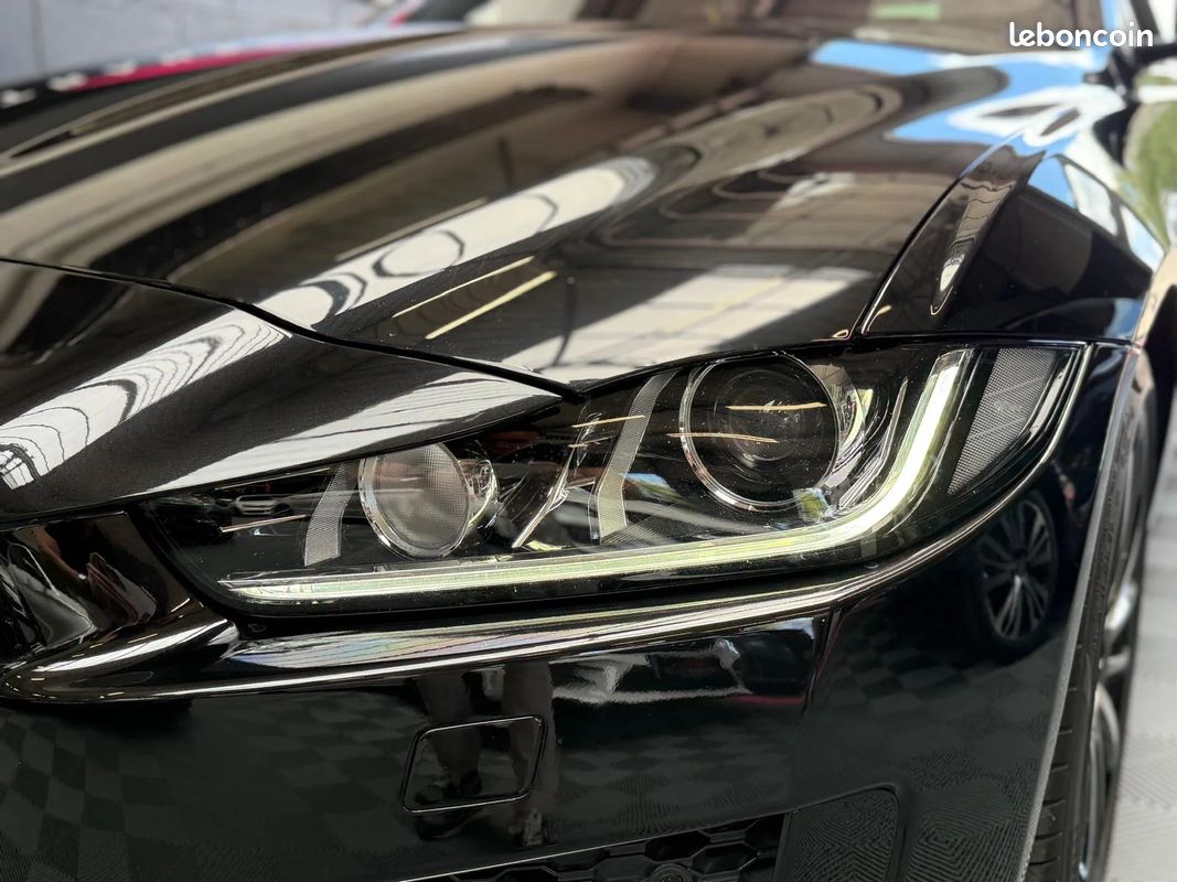Jaguar xe r-sport 2.0 180 bva (image 4)