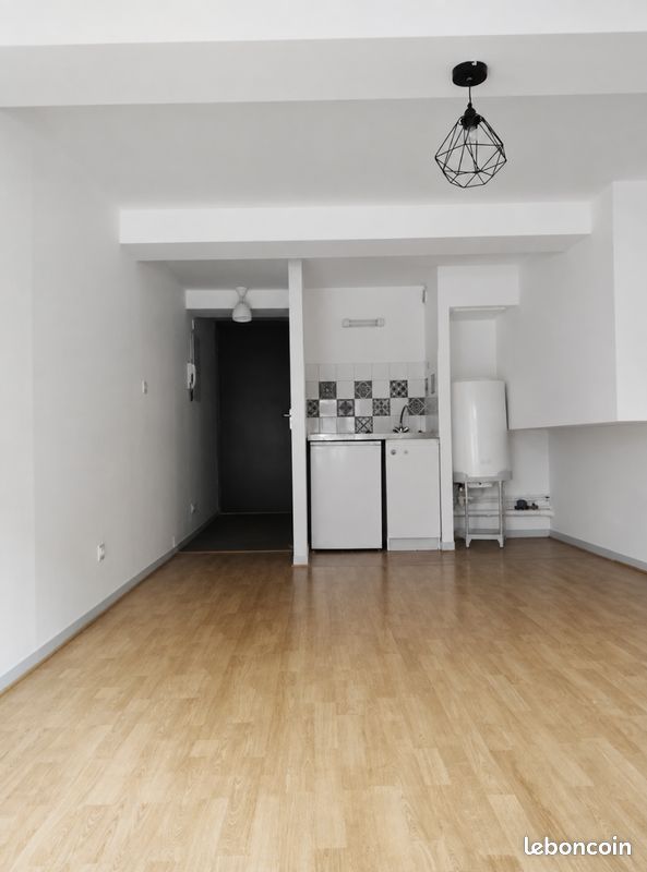 Appartement 1 pièce 24 m² · à Dijon · 24 m² · 350 €