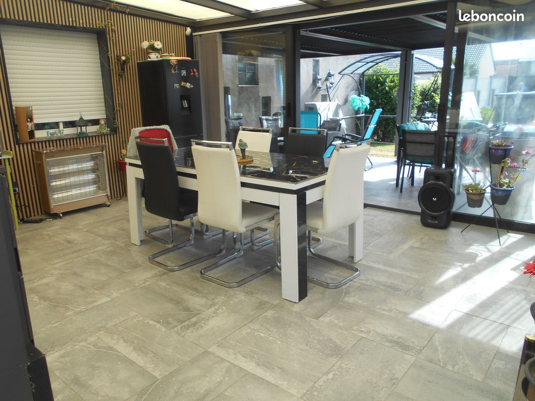 Maison 6 pièces 140 m² · à Fenain · 140 m² · 240 000 €