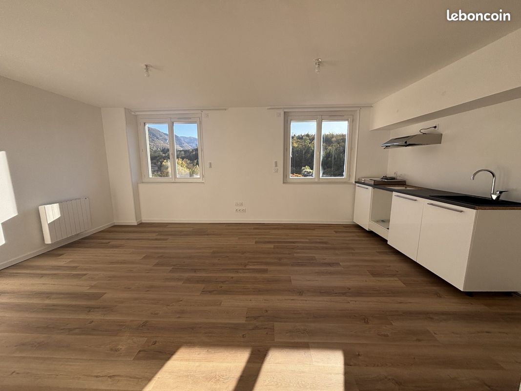Appartement 3 pièces 56 m² · à Pont-en-Royans · 56 m² · 662 €/mois