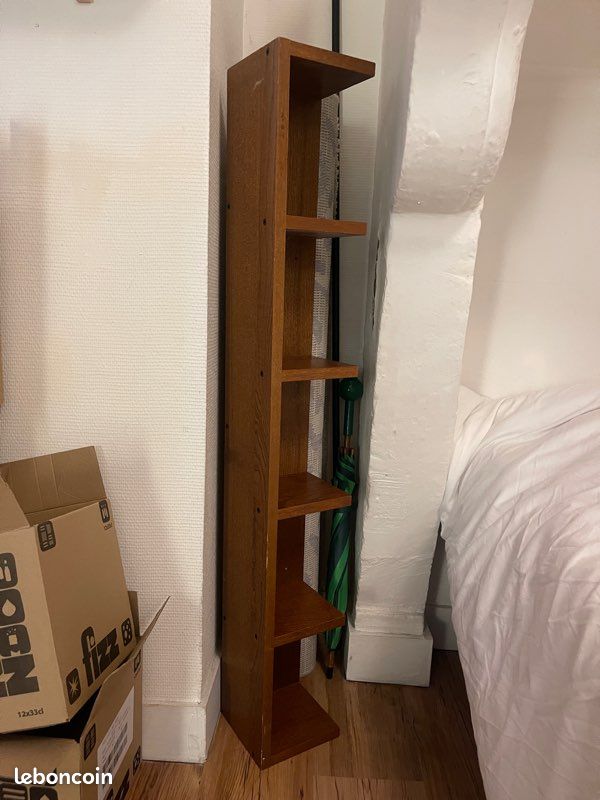 Petite étagère pour CD/DVD ou livres de poches (image 2)