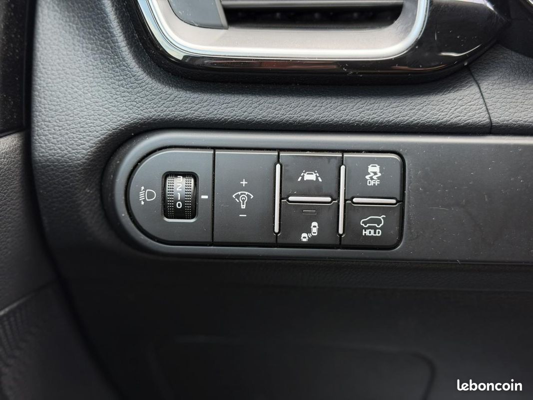 KIA XCEED 1.6 CRDi MHEV 136 DCT Premium (image 26)