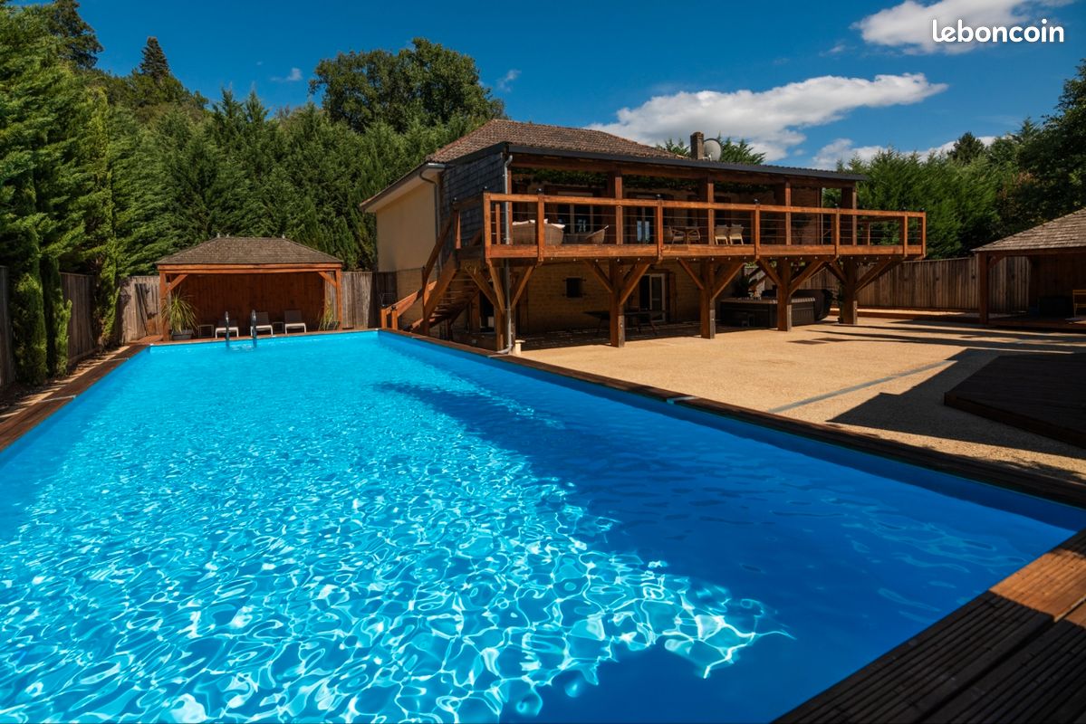 Maison 4 pièces 150 m² · à La Roque-Gageac · 150 m² · 490 000 €