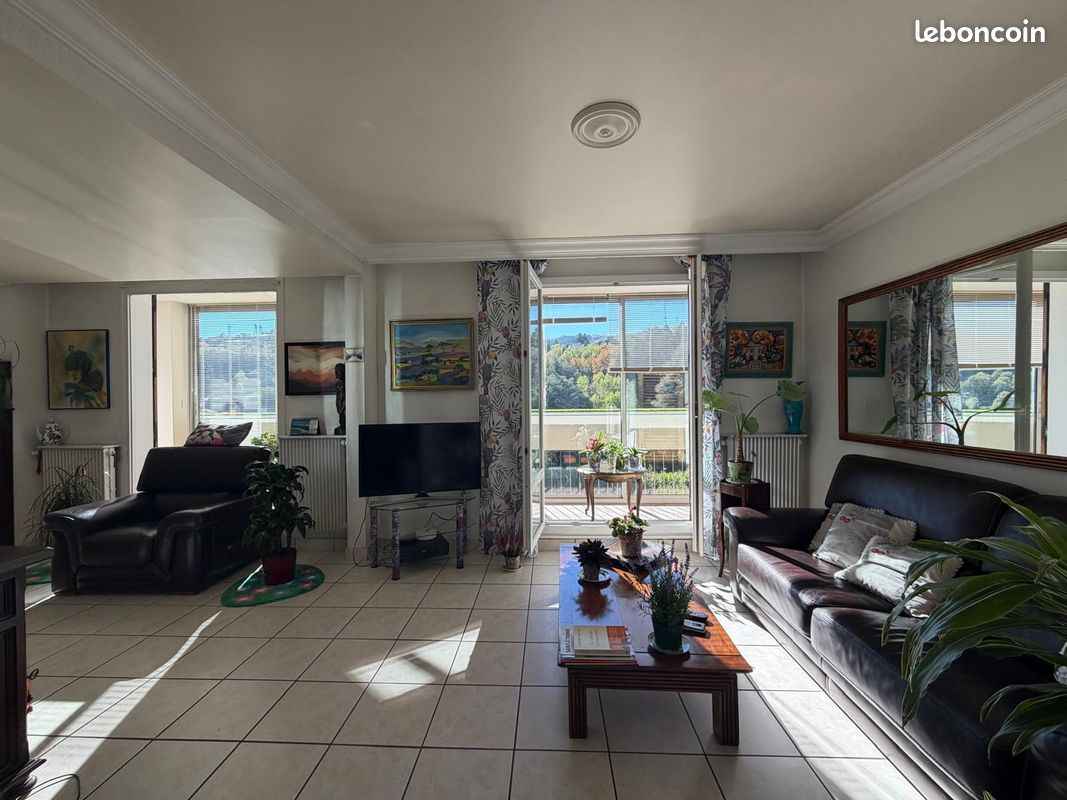 Appartement 5 pièces 110 m² · à Saint-Étienne · 110 m² · 139 000 €