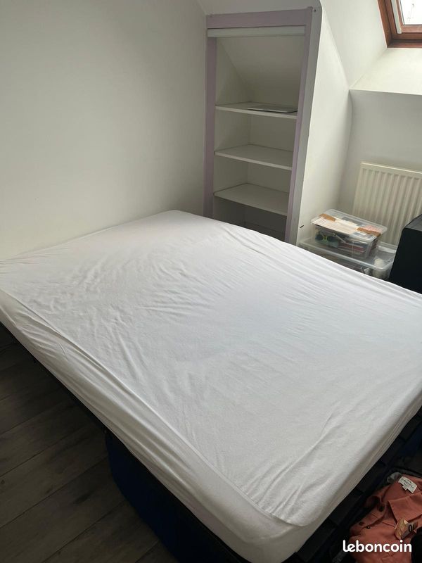 Lit, canapé lit, bureau, lave linge Boch (image 9)