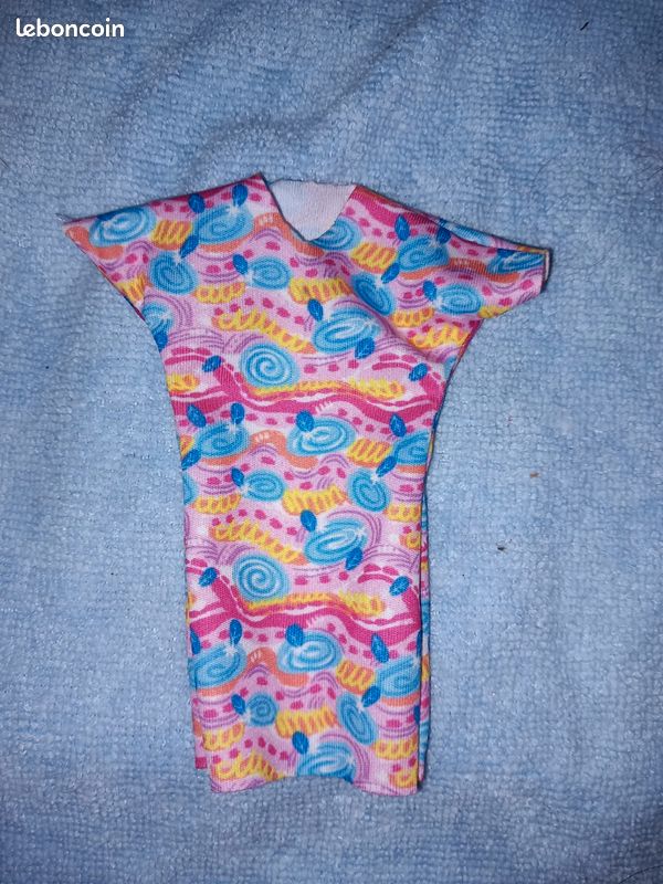 Lot de vêtements poupées barbie (image 8)
