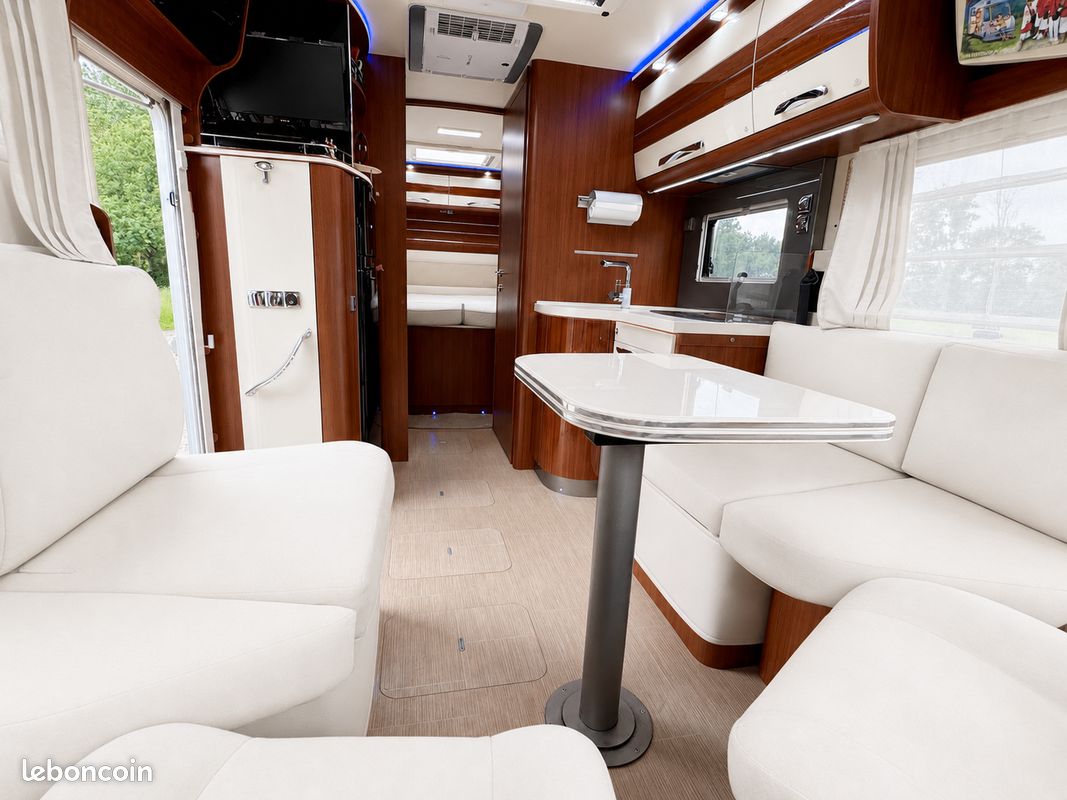 MOBILVETTA K-YACHT TEKNO LINE 90 – INTÉGRAL PREMIUM – 160 CH- Lit Central - Full équipé (image 3)