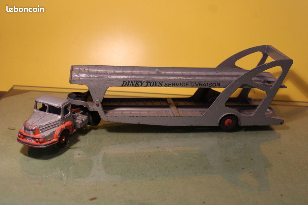 Dinky Super Toys Transporteur de Voitures Boilot Petolat 39 A