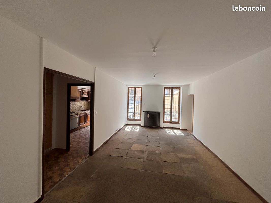 Appartement 3 pièces 74 m² · à Marseille · 74 m² · 222 000 €