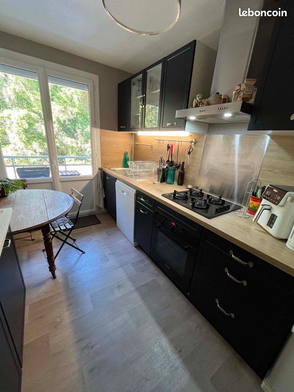 Appartement 3 pièces 75 m² · à Clermont-Ferrand · 75 m² · 900 €/mois