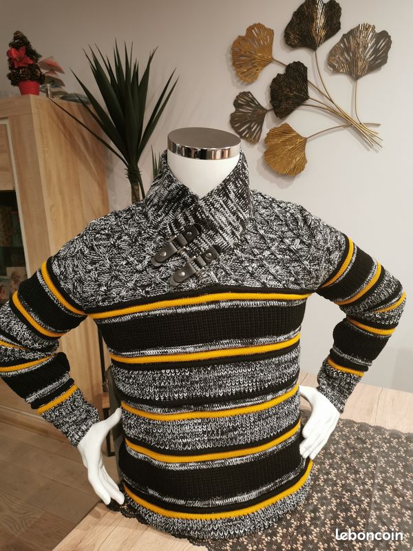 Pull neuf (image 1)