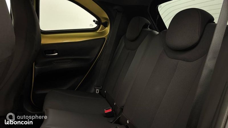 Toyota Aygo X 1.0 VVT-i 72ch Air Collection S-CVT MY23 (image 13)