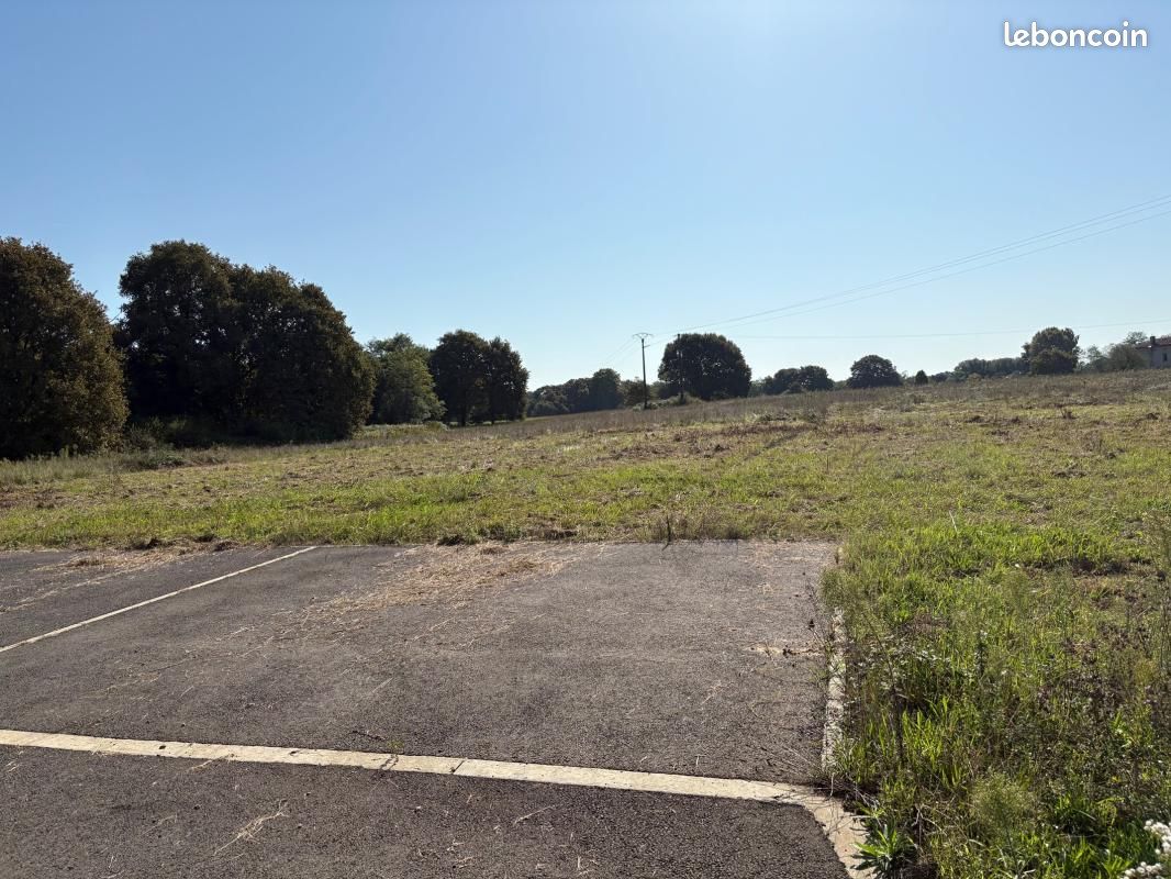 Terrain 500 m² Bougue · 47 900 €