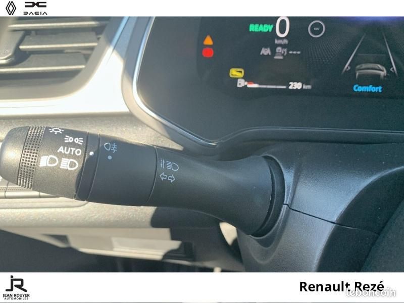 Renault Captur 1.6 E-Tech full hybrid 145ch Techno (image 21)