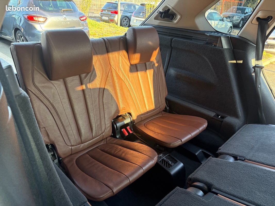 BMW X5 F15 25D 231 ch BVA8 Lounge Plus / 7 places / Sièges Electriques à mémoire... (image 22)