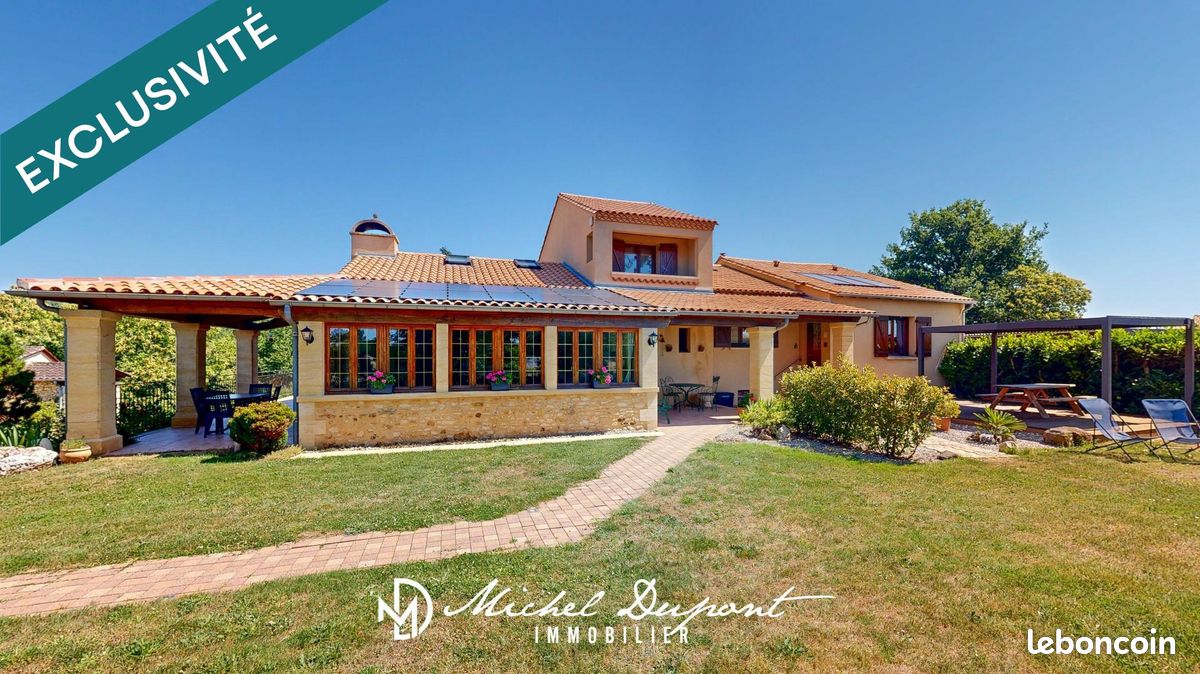 Maison 11 pièces 245 m² · à Le Bugue · 245 m² · 519 500 €