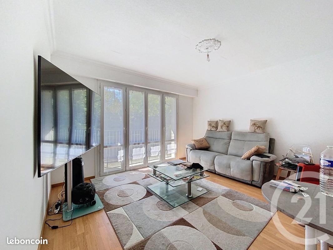 Appartement 2 pièces 45 m² · à Cholet · 45 m² · 620 €