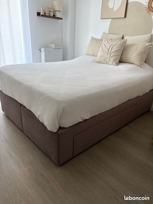 Lit / sommier taupe (image 1)