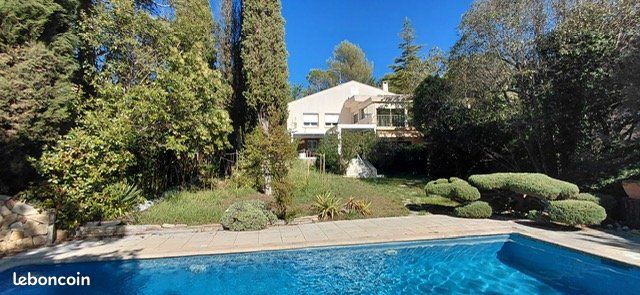Maison 10 pièces 195 m² · à Montferrier-sur-Lez · 195 m² · 891 750 €