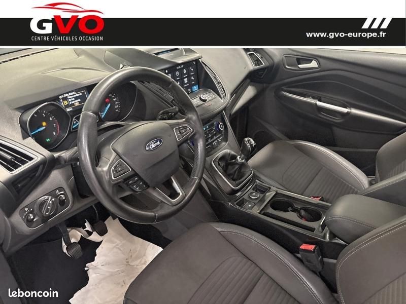 Ford Kuga 1.5 EcoBoost 120ch Titanium (image 5)