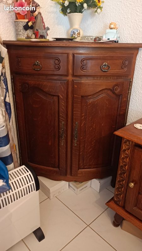 Meuble de coin en chene (image 1)